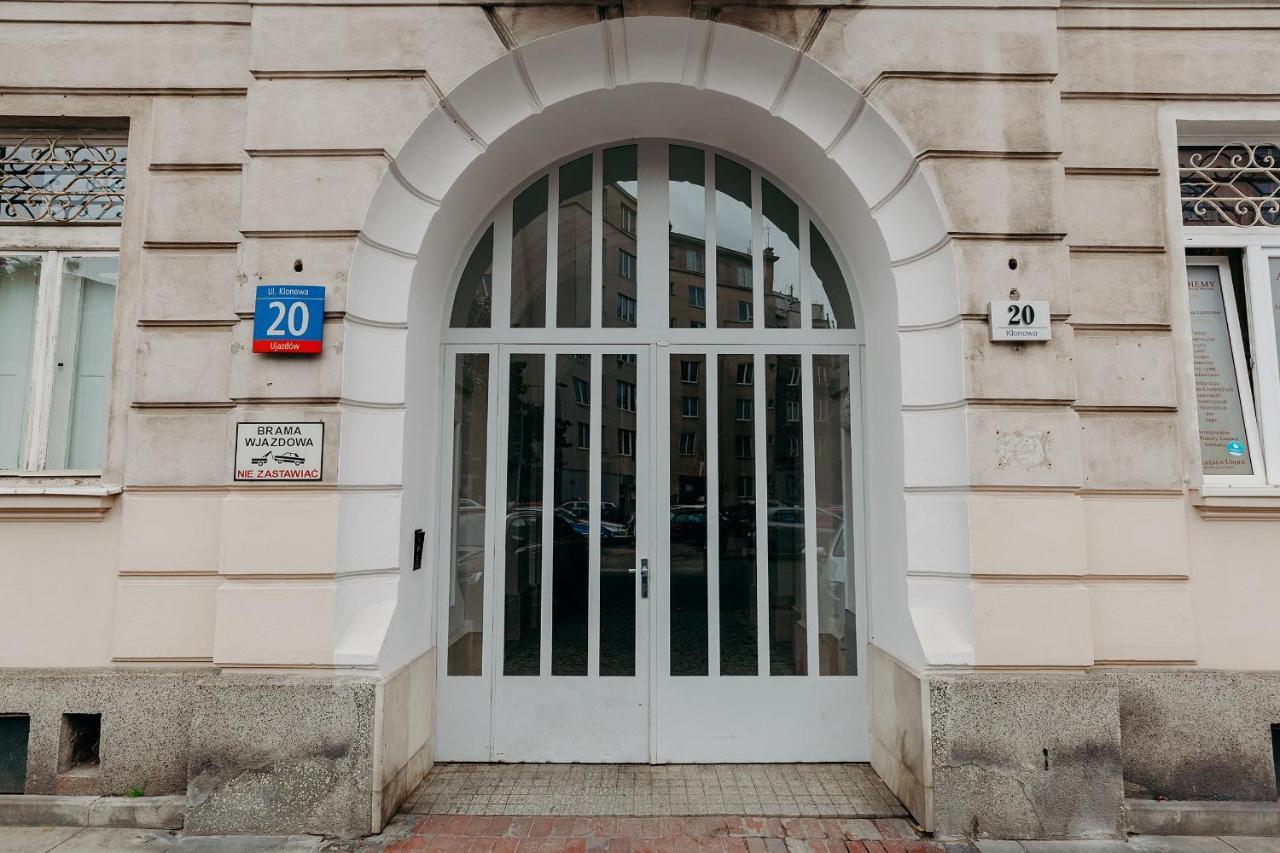Shortstaypoland Klonowa Warsaw Exterior photo